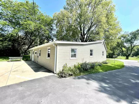 2603 W Main St, Edelstein, IL 61526 photo 6