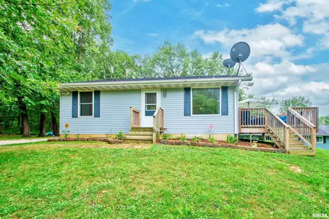 245 Northshore Pl, Dahinda, IL 61428
