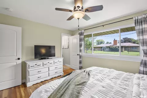 909 Hampton Rd, Washington, IL 61571 photo 21