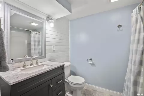 909 Hampton Rd, Washington, IL 61571 photo 32
