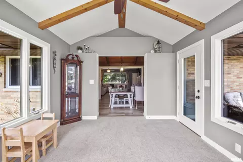 909 Hampton Rd, Washington, IL 61571 photo 9