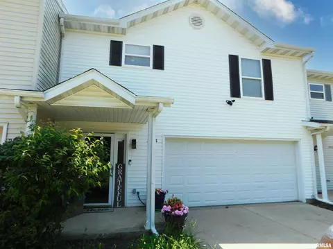3804 W Richwoods Blvd, Peoria, IL 61615