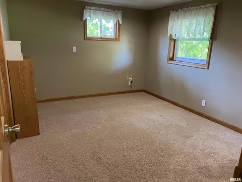 202 Elm Cir, Eureka, IL 61530 photo 33
