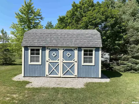202 Elm Cir, Eureka, IL 61530 photo 40