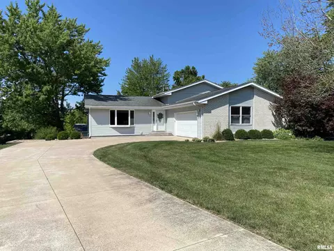 202 Elm Cir, Eureka, IL 61530 photo 44