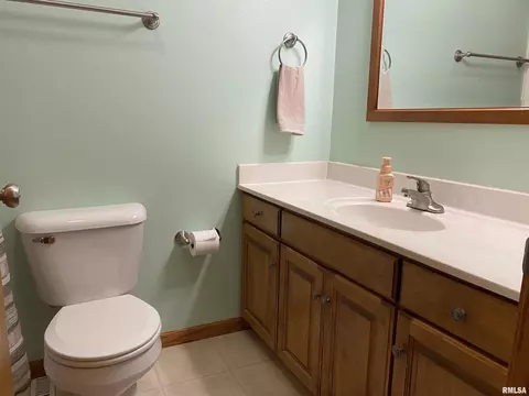 202 Elm Cir, Eureka, IL 61530 photo 25