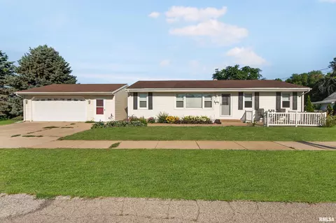 511 N Benedict St, Chillicothe, IL 61523