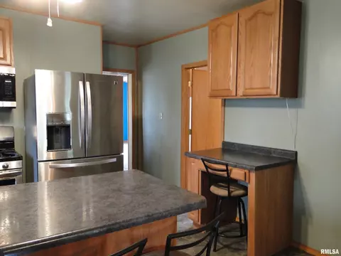 305 Maple St, Augusta, IL 62311 photo 10