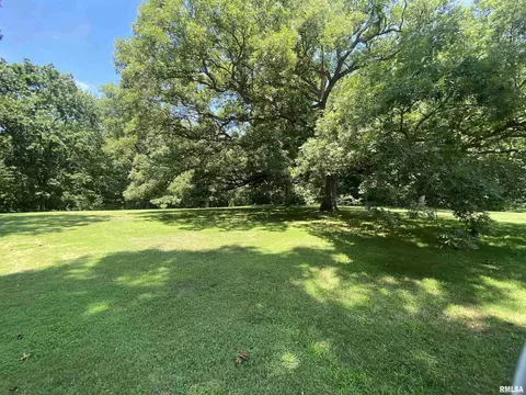 24450 E Oak Park Rd, Canton, IL 61520 photo 16