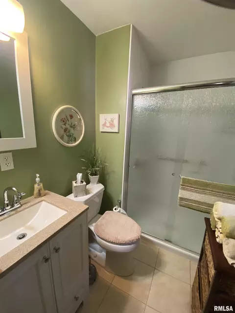 24450 E Oak Park Rd, Canton, IL 61520 photo 33