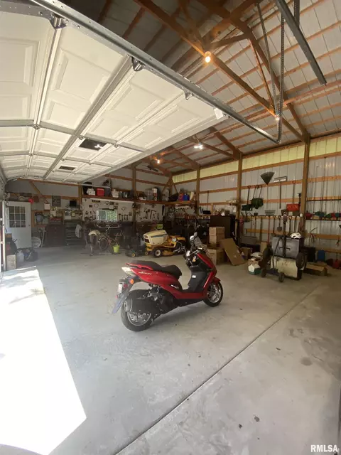 24450 E Oak Park Rd, Canton, IL 61520 photo 52