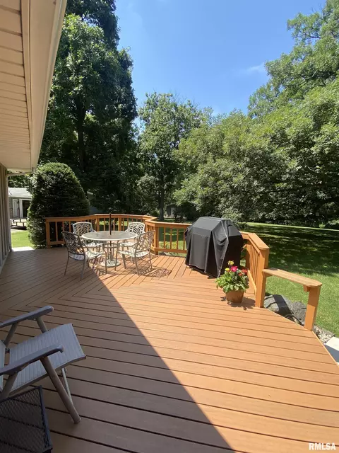 24450 E Oak Park Rd, Canton, IL 61520 photo 11