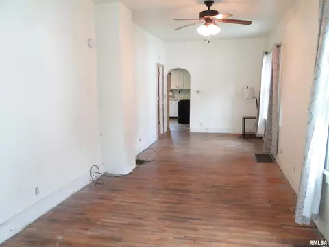 520 W Jefferson St, Macomb, IL 61455 photo 5