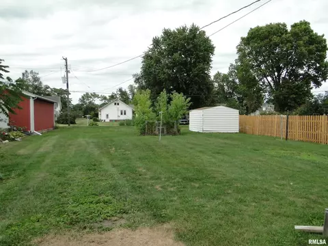 520 W Jefferson St, Macomb, IL 61455 photo 4
