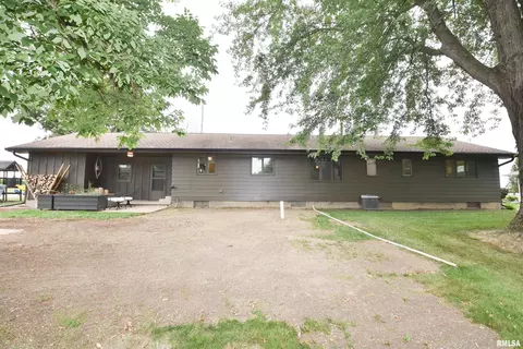 818 N Main St, Eureka, IL 61530 photo 37