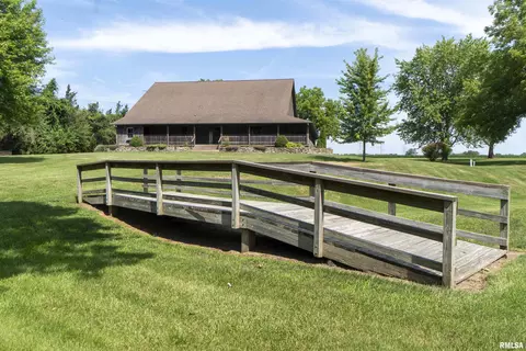 10509 W Riekena Rd, Mapleton, IL 61547