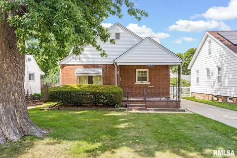 2407 W Kellogg Ave, West Peoria, IL 61604