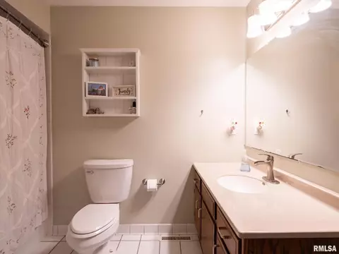 4300 S Arn Ct, Mapleton, IL 61547 photo 33