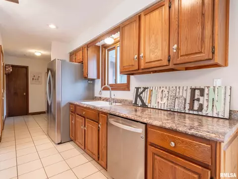 4300 S Arn Ct, Mapleton, IL 61547 photo 12