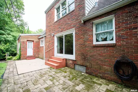 303 N Kickapoo Ter, Peoria, IL 61604 photo 39