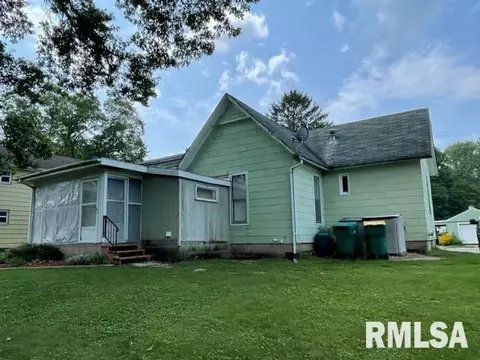 907 S Dudley St, Macomb, IL 61455 photo 13
