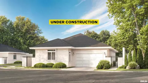 5610 W Woodbriar Ln, Peoria, IL 61615