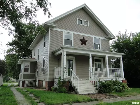 421 W Main St, Adair, IL 61411