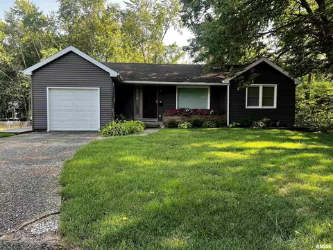 400 W Melbourne Ave, Peoria, IL 61604