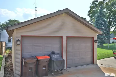 412 E Monroe St, Morton, IL 61550 photo 7