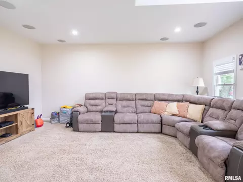 176 E Freedom Ln, Manito, IL 61546 photo 36
