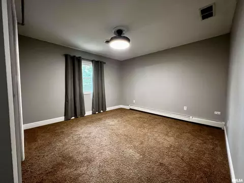 1712 Cardinal Way, Macomb, IL 61455 photo 15