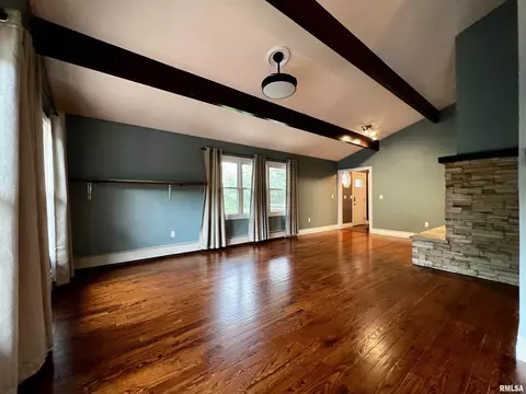 1712 Cardinal Way, Macomb, IL 61455 photo 5
