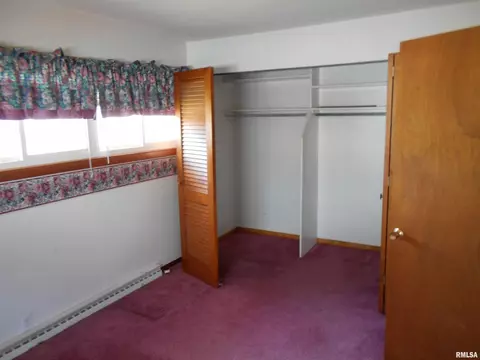 909 Memorial St, Macomb, IL 61455 photo 8