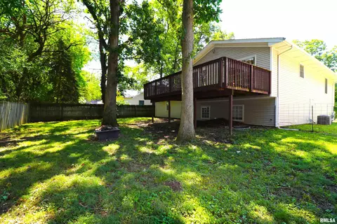 2502 Timberview Dr, Bloomington, IL 61701 photo 44