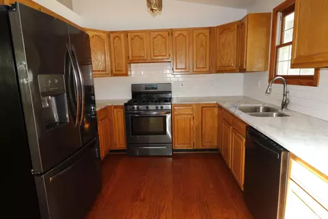 2502 Timberview Dr, Bloomington, IL 61701 photo 10