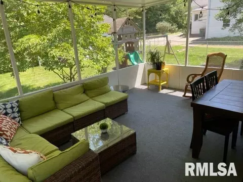 813 Orchard Dr, Macomb, IL 61455 photo 10