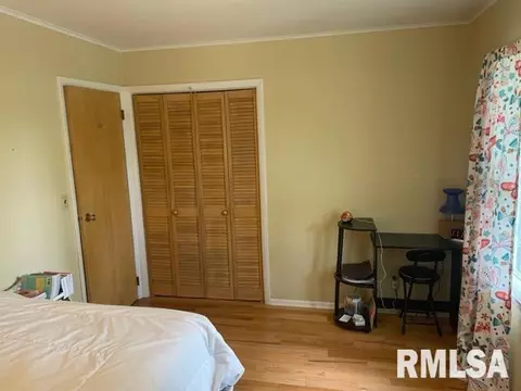 813 Orchard Dr, Macomb, IL 61455 photo 17