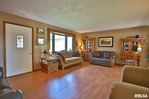 414 E Monroe St, Morton, IL 61550 photo 7