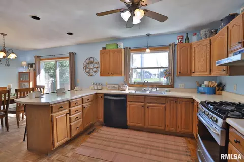 414 E Monroe St, Morton, IL 61550 photo 14