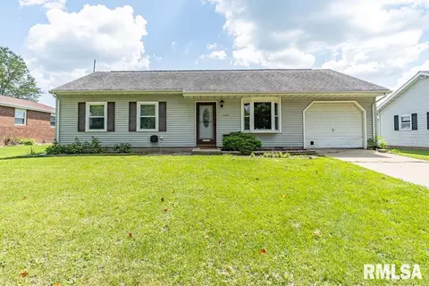 1133 E Main St, Granville, IL 61326