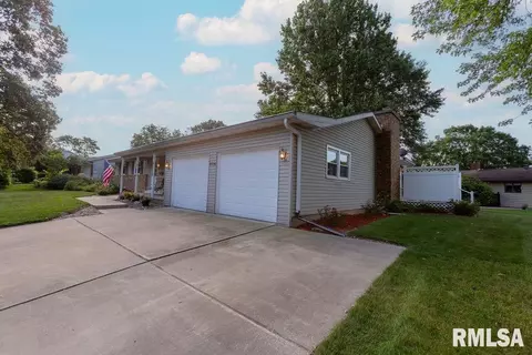 604 W Burton Ave, Eureka, IL 61530 photo 44