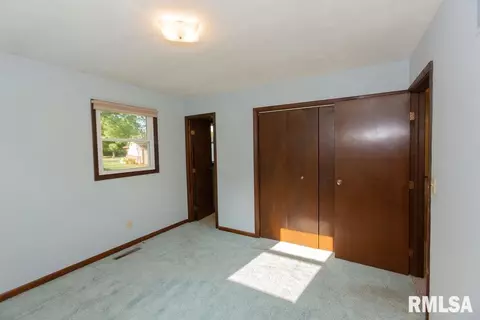 604 W Burton Ave, Eureka, IL 61530 photo 31