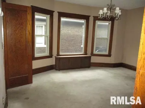 2709 4th St, Peru, IL 61354 photo 6