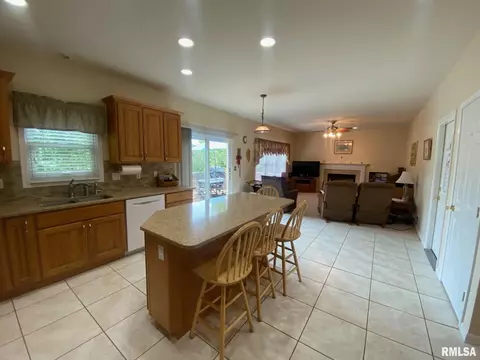 11215 N Jason Dr, Dunlap, IL 61525 photo 7