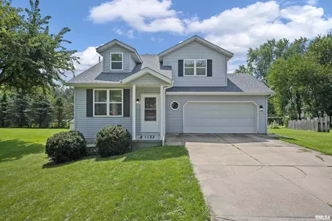 1123 Glenn St, Washington, IL 61571