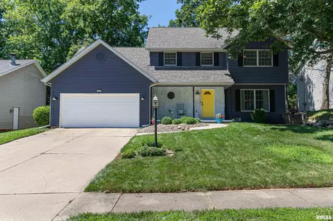 222 Magnolia Ave, Morton, IL 61550