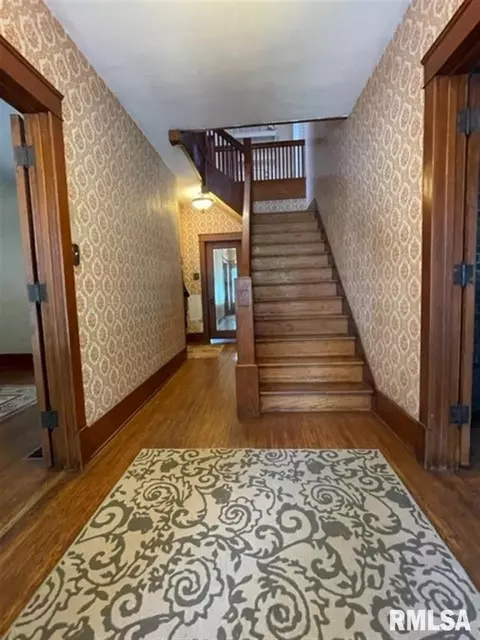 703 E Carroll St, Macomb, IL 61455 photo 23