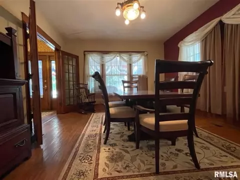 703 E Carroll St, Macomb, IL 61455 photo 10