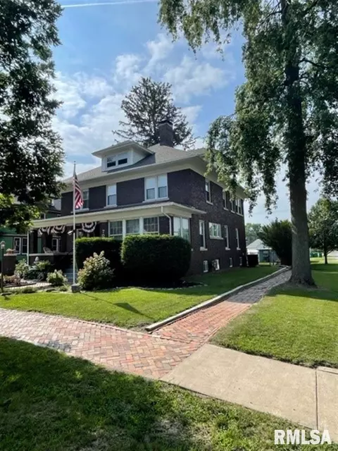703 E Carroll St, Macomb, IL 61455 photo 38