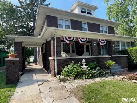 703 E Carroll St, Macomb, IL 61455 photo 37